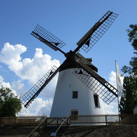 Gastehaus Moser Bed & Breakfast Podersdorf am See Exterior photo