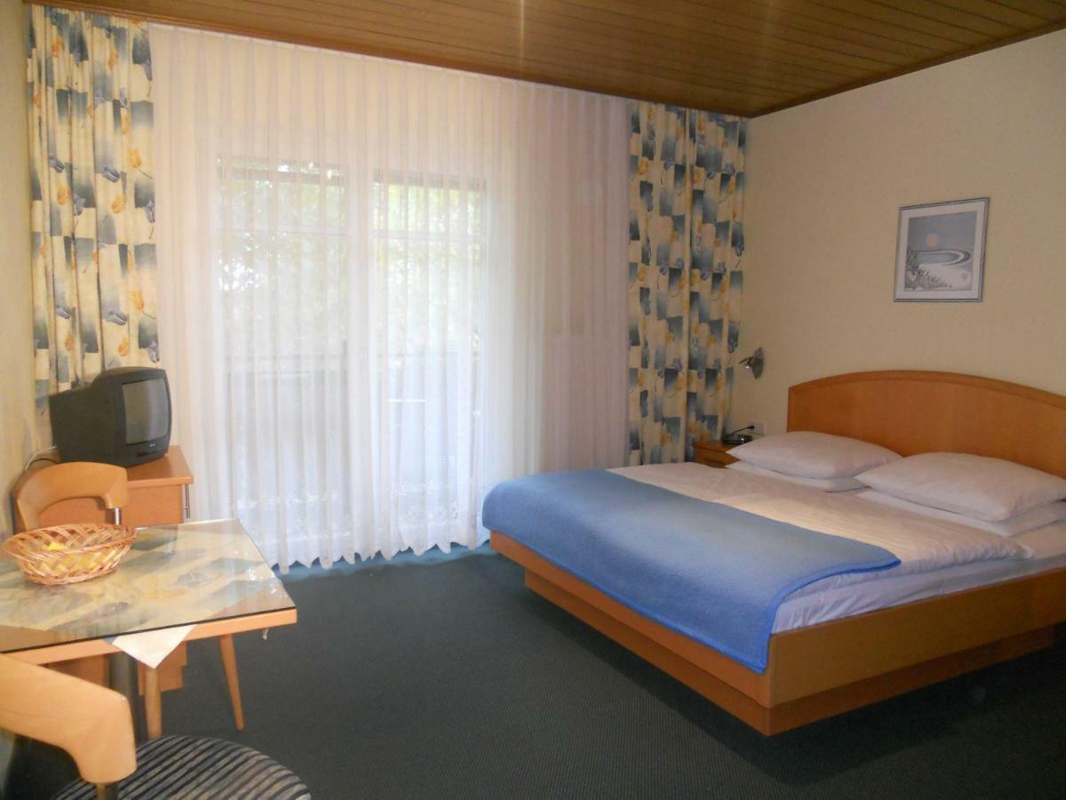 Gastehaus Moser Bed & Breakfast Podersdorf am See Exterior photo